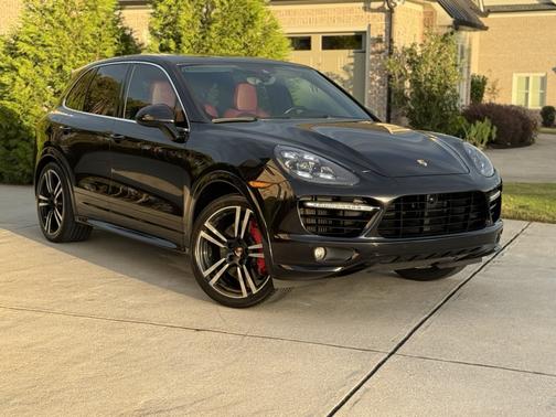 2014 Porsche Cayenne Cayenne Turbo S