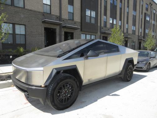 2025 Tesla Cybertruck AWD