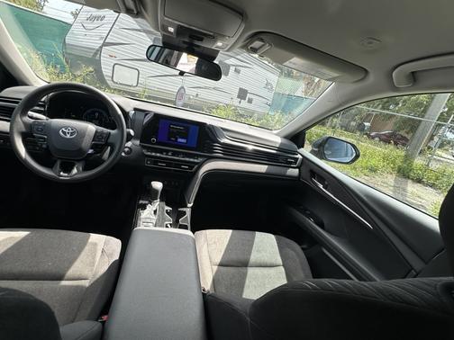 Silver 2025 Toyota Camry LE