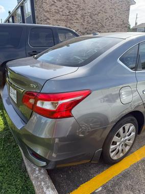 Gray 2017 Nissan Sentra SV