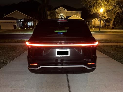 2025 Lexus TX 500h F SPORT Premium