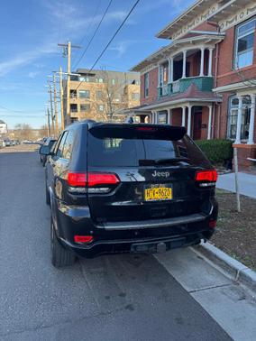Black 2016 Jeep Grand Cherokee Limited