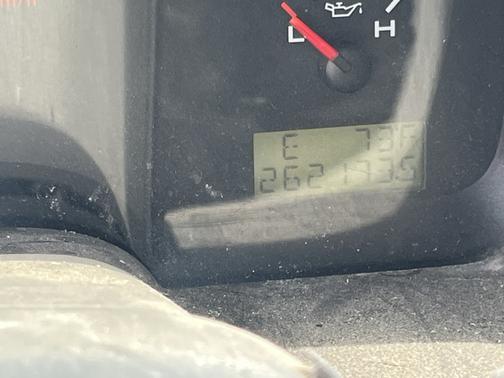 Black 2004 Ford F-150 XLT SuperCab