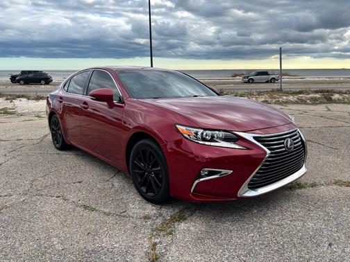 2017 Lexus ES 350 Base
