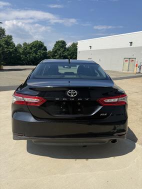 Black 2018 Toyota Camry XLE
