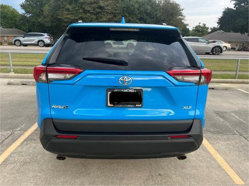 2020 Toyota RAV4 XLE