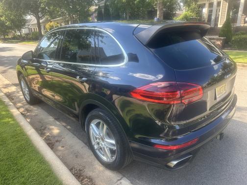 2016 Porsche Cayenne Cayenne