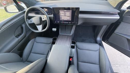2025 Tesla Model X AWD