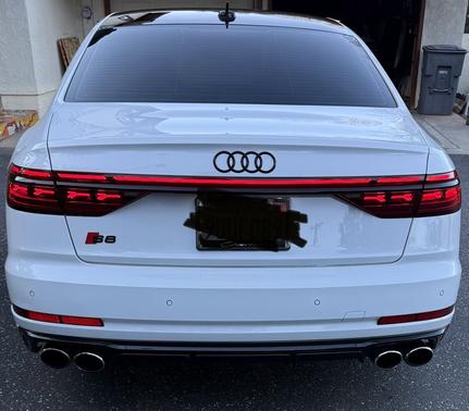 2023 Audi S8 4.0T
