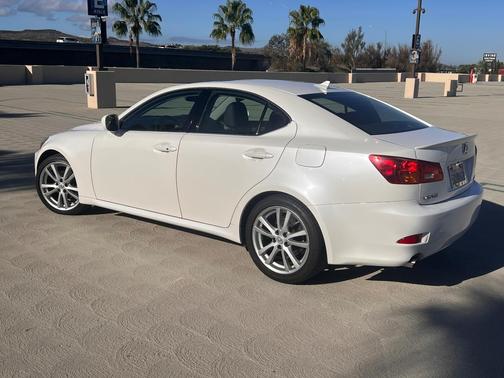 White 2007 Lexus IS 250 Base