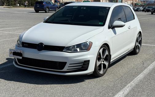 2016 Volkswagen Golf GTI 2.0T S 2-Door