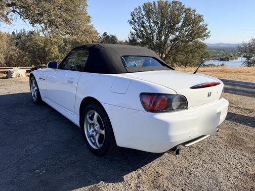 White 2000 Honda S2000 Base