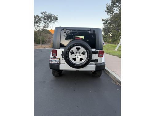 2010 Jeep Wrangler Sahara