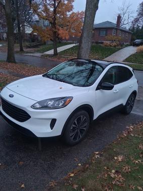 2021 Ford Escape SE