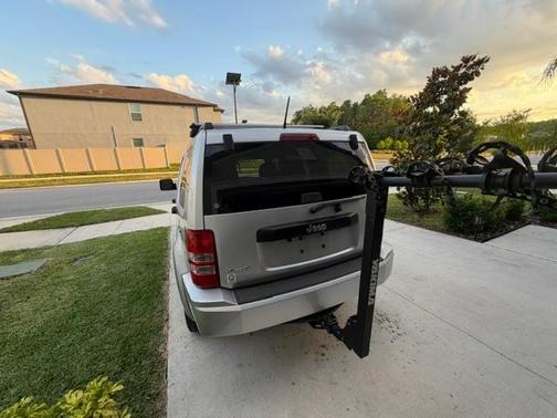 Silver 2012 Jeep Liberty Sport