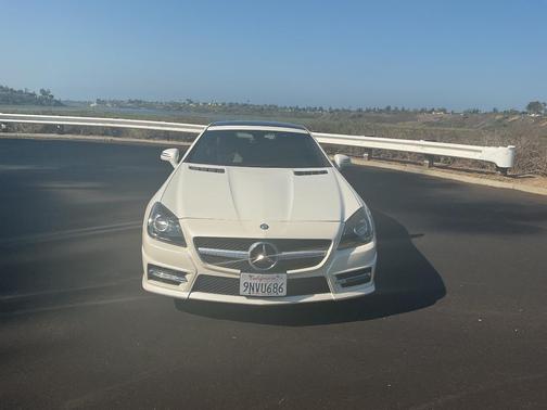 White 2015 Mercedes-Benz SLK-Class SLK 250
