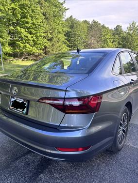 Gray 2019 Volkswagen Jetta 1.4T SE