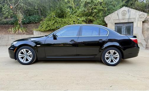 2009 BMW 528 i