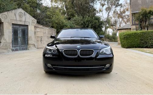 2009 BMW 528 i