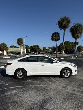 2015 Hyundai SONATA SE