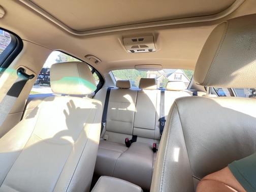 2008 BMW 328 xi