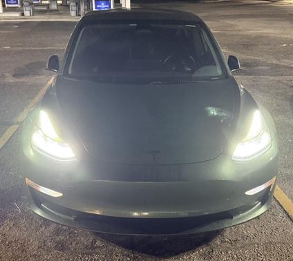Green 2022 Tesla Model 3 Long Range