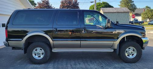 Black 2002 Ford Excursion Limited