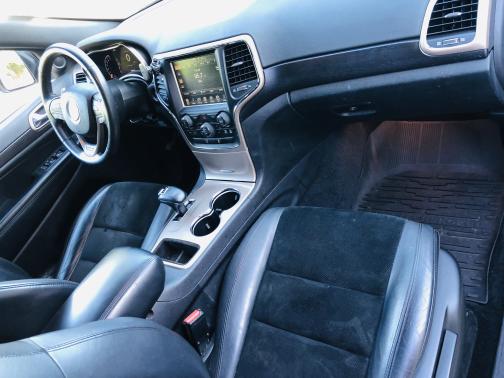 Photo 5 of 5 of 2015 Jeep Grand Cherokee Altitude