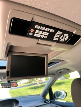 Silver 2014 Honda Odyssey Touring