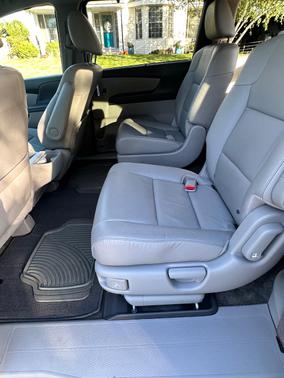 Silver 2014 Honda Odyssey Touring