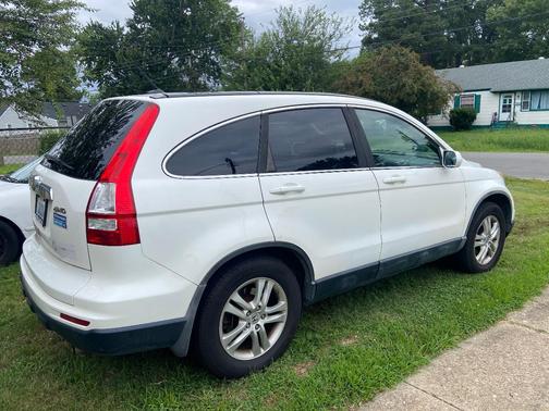 White 2010 Honda CR-V EX-L w/Navigation