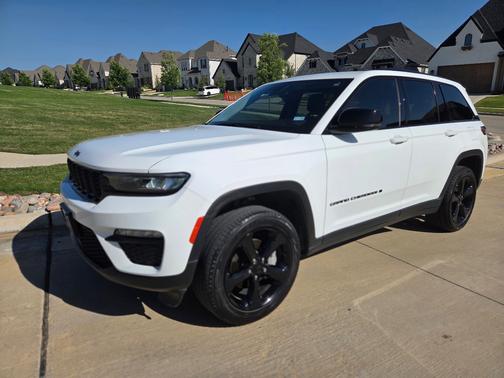 White 2023 Jeep Grand Cherokee Limited