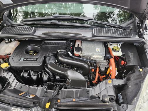 2013 Ford C-Max Hybrid SE