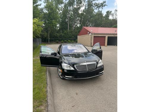 2011 Mercedes-Benz S-Class S 550 4MATIC