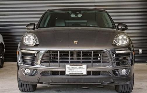Brown 2018 Porsche Macan Macan S