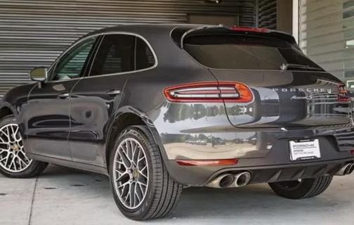 Brown 2018 Porsche Macan Macan S