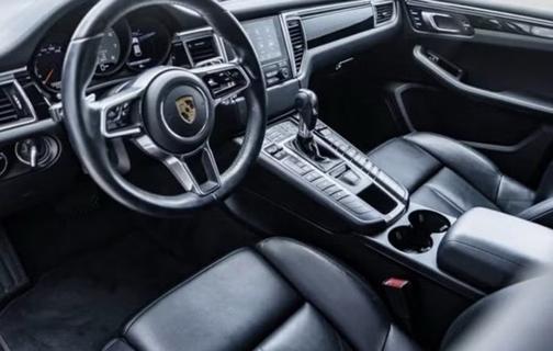 Brown 2018 Porsche Macan Macan S
