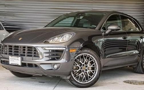 Brown 2018 Porsche Macan Macan S