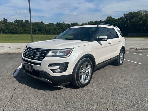 White 2016 Ford Explorer Limited