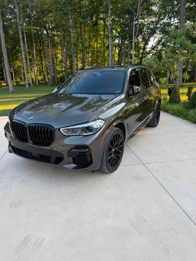Green 2022 BMW X5 xDrive40i