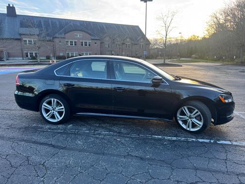 2015 Volkswagen Passat 2.0L TDI DSG SE w/Sunroof