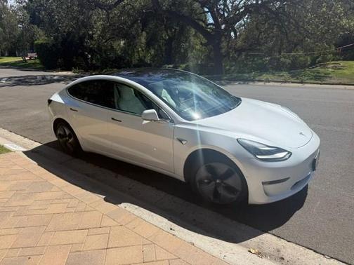 White 2018 Tesla Model 3 Mid Range