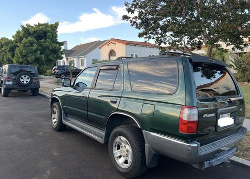 2000 Toyota 4Runner SR5