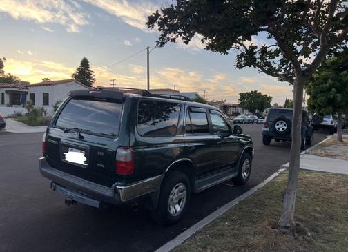2000 Toyota 4Runner SR5
