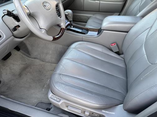 2003 Toyota Avalon XLS