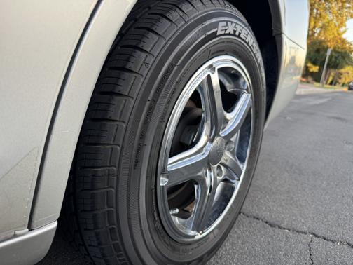2003 Toyota Avalon XLS