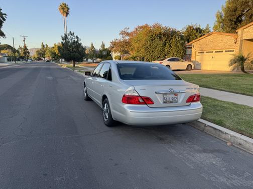2003 Toyota Avalon XLS