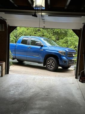Blue 2018 Toyota Tundra SR