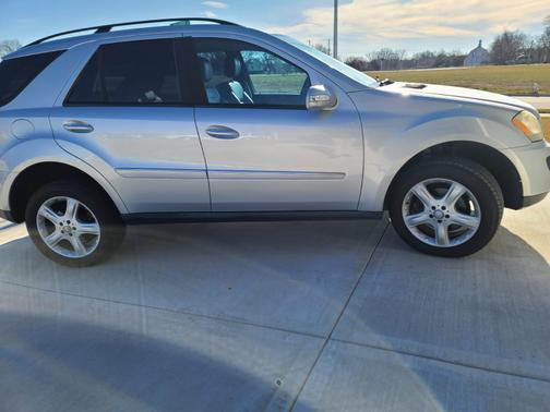 2008 Mercedes-Benz M-Class ML 350 4MATIC