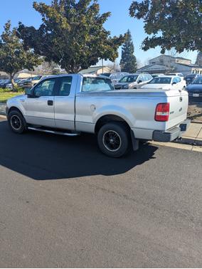 2005 Ford F-150 XL